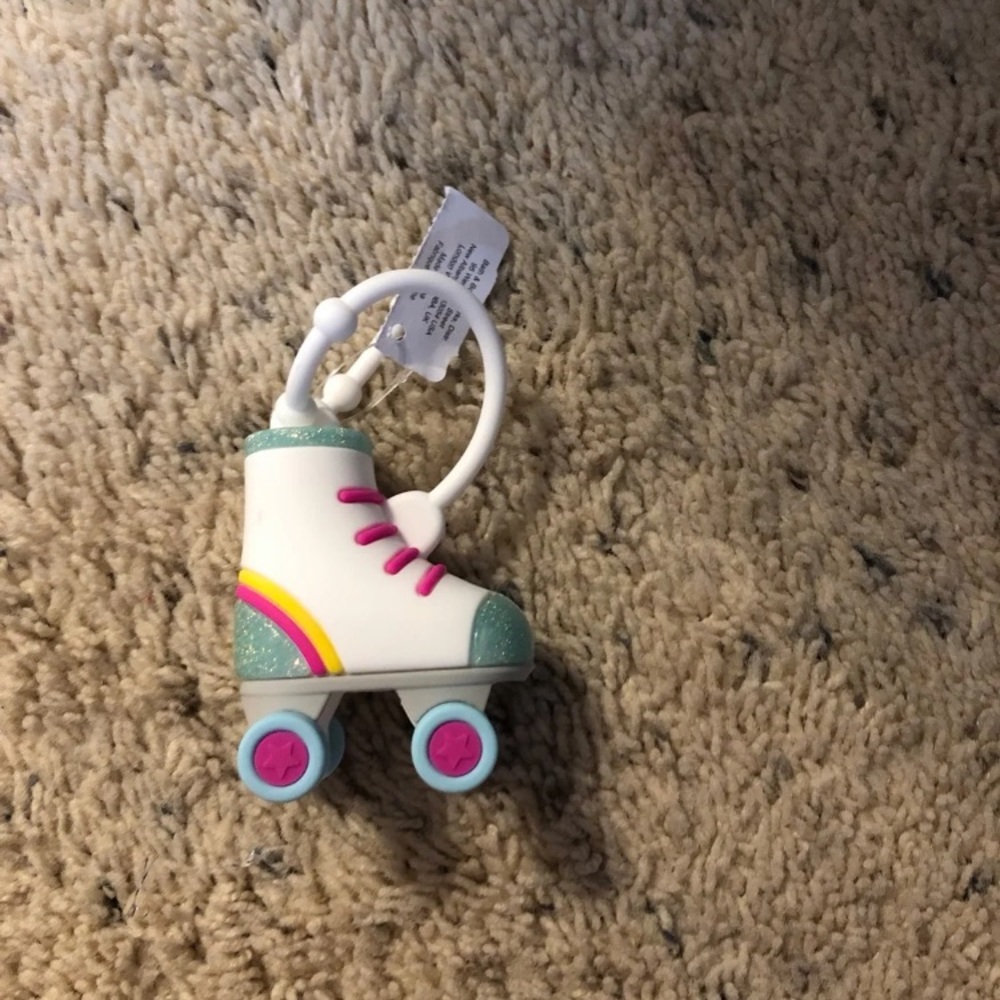 Bath and body works hand sanitizer holder.